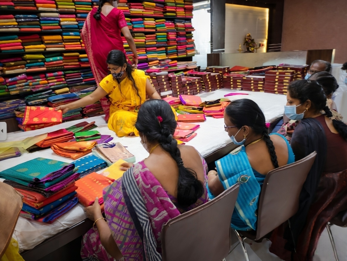 Traditional handloom saree bundles directly from our weavers